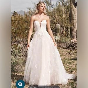 Bridal size 10-12, A line, sleeves separate so can wear with or without, train